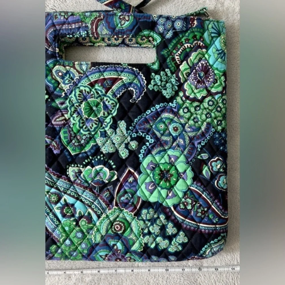 Vera Bradley - Picture 13 of 14